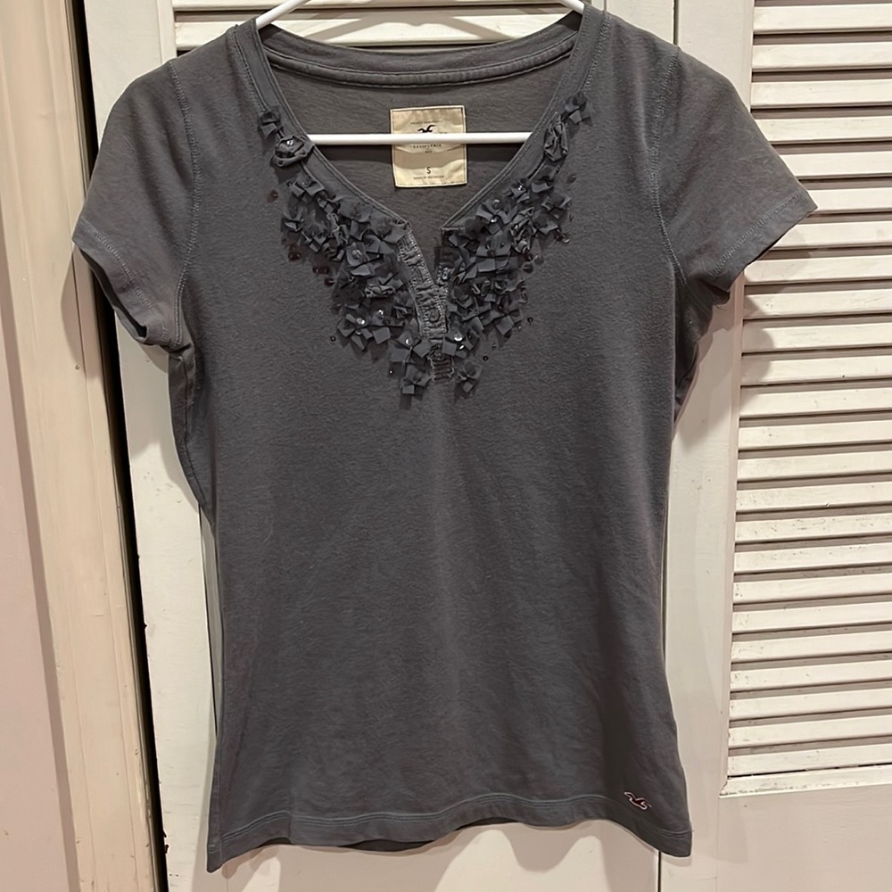 Hollister Tee